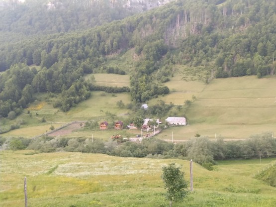 Bujtina Ne Lepushe Bjeshket E Kelmendit, Ujvara e Lepushës, Shpella dhe Ujvara e Koprrishtit Lepushe, Hiking në Majën e Vajushës Lepushe 2058 m